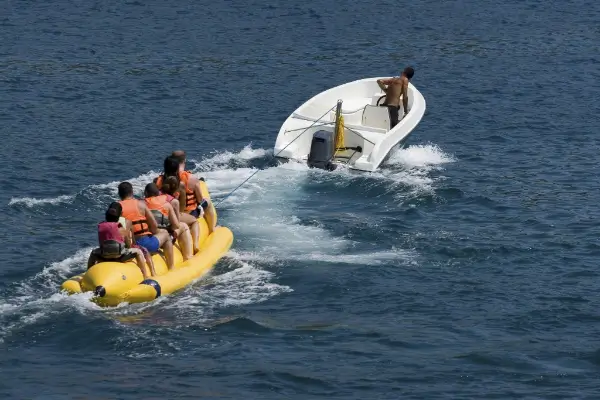 Banana-Boat-Ride-Murudeshwar-3-1